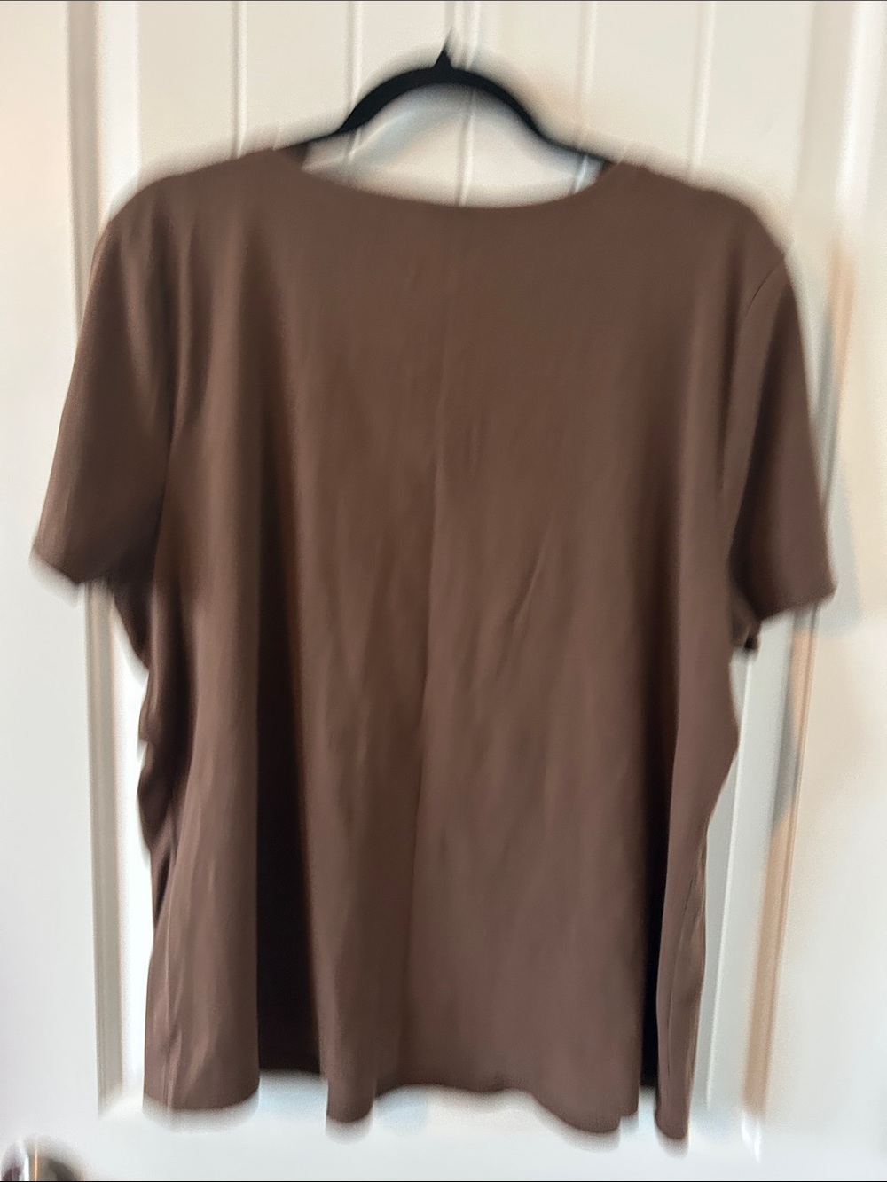Venezia Brown V-Neck Short Sleeve Tee - Picture 3 of 3